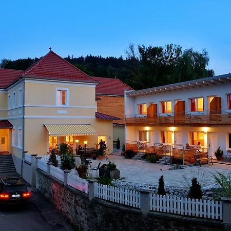 Pension Gambrinus Passau Exterior photo