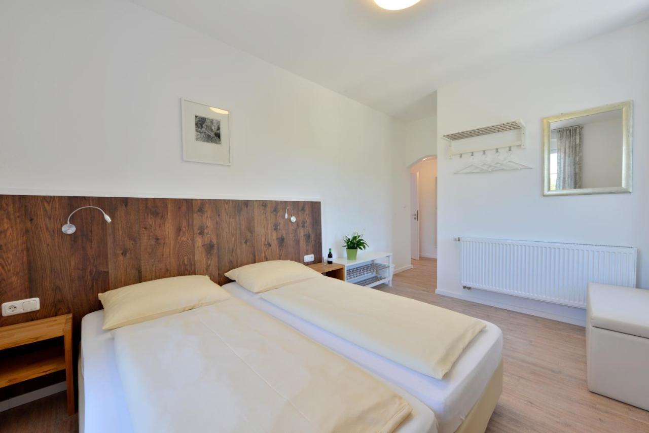 Pension Gambrinus Passau Exterior photo