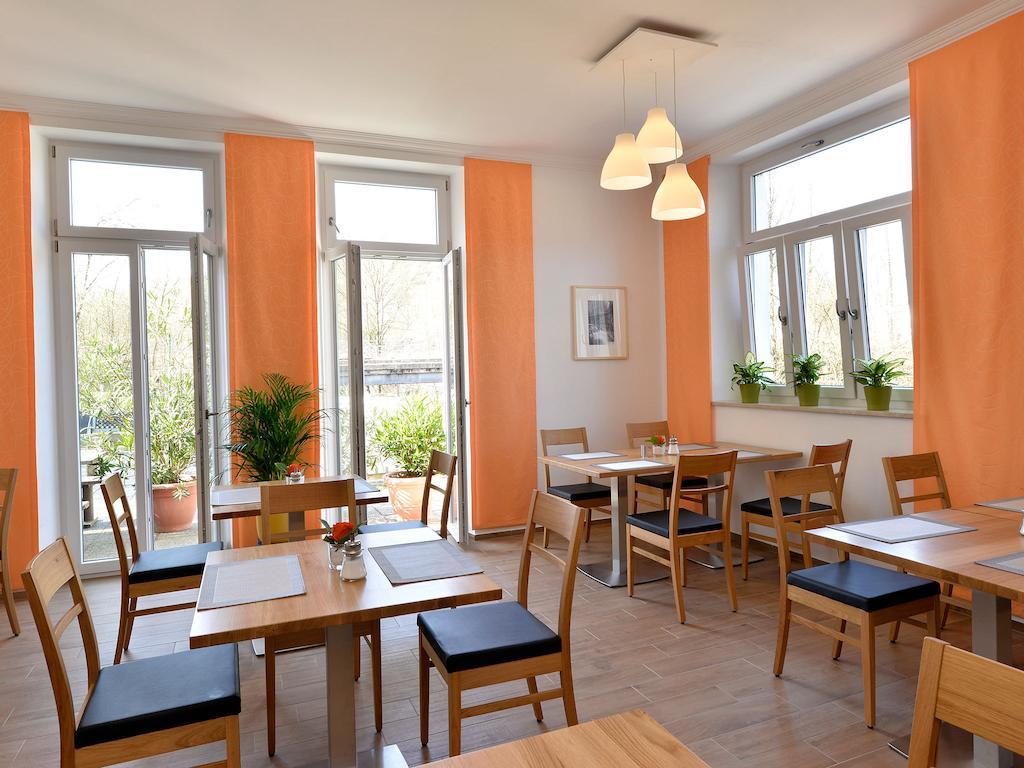 Pension Gambrinus Passau Exterior photo