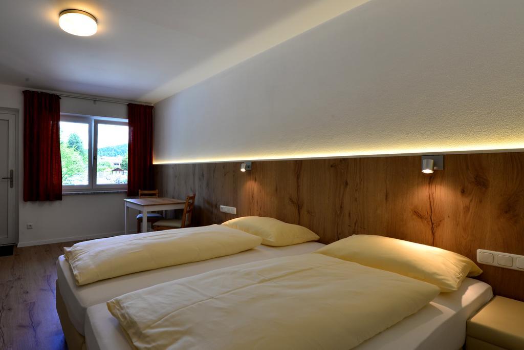 Pension Gambrinus Passau Exterior photo